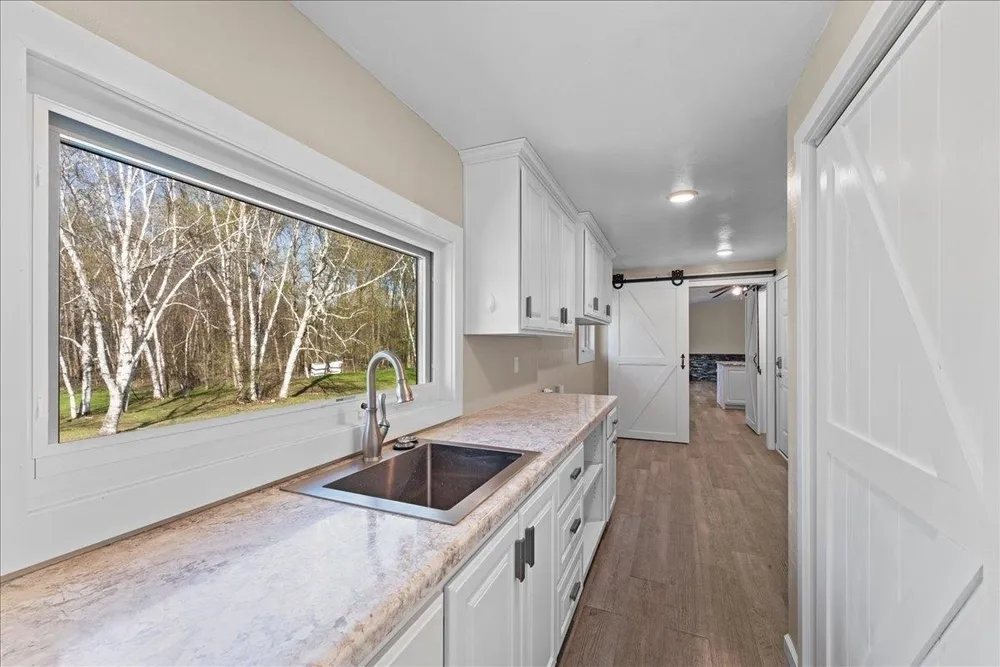 4482 Forest Rd, Oneida, WI 54155-9115