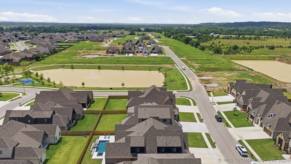 14257 E 133 Pl S, Bixby, OK 74008