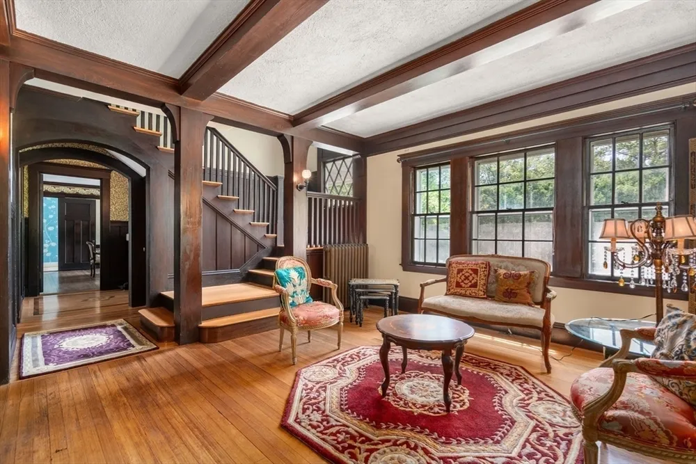 448 Washington St, Walpole, MA 02032