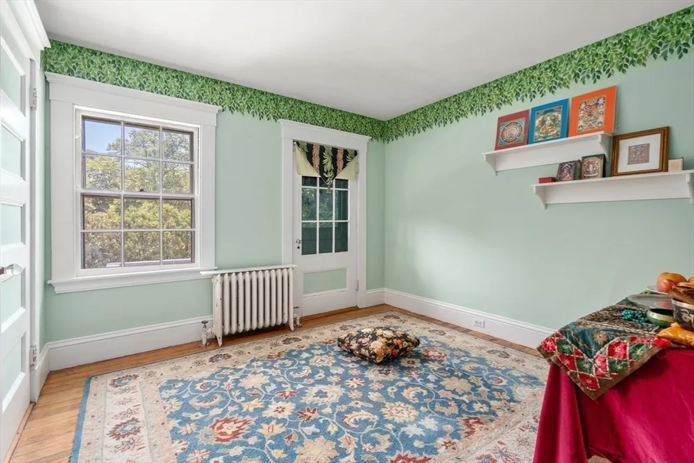 448 Washington St, Walpole, MA 02032