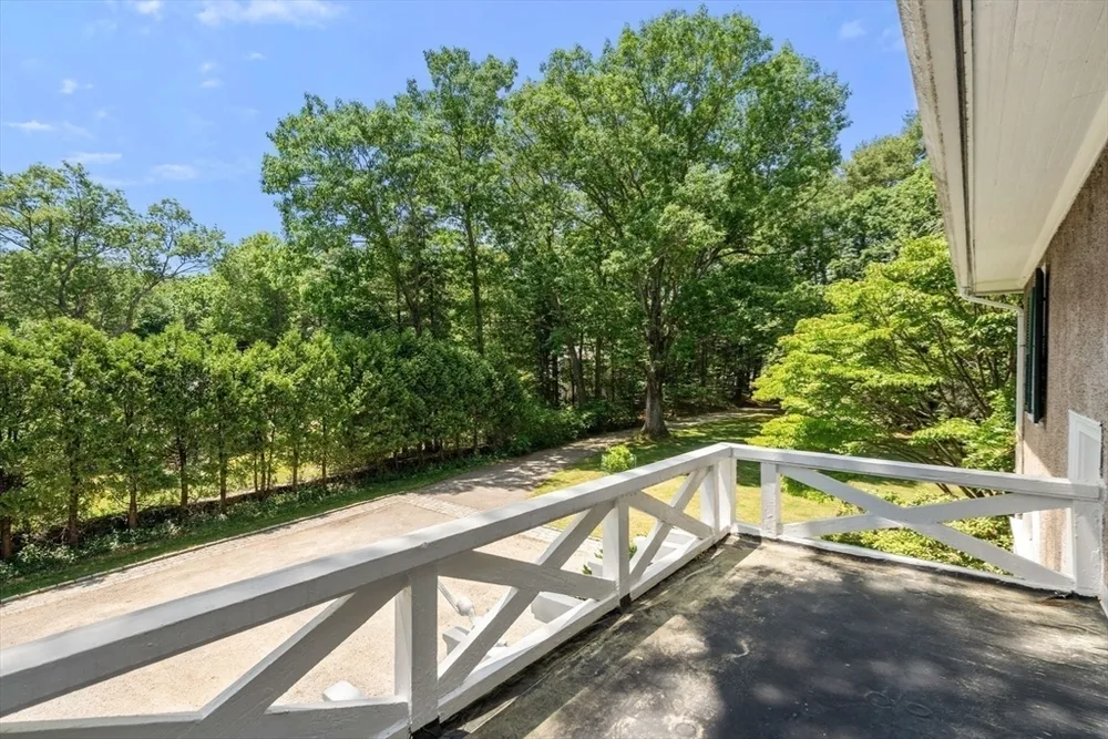 448 Washington St, Walpole, MA 02032