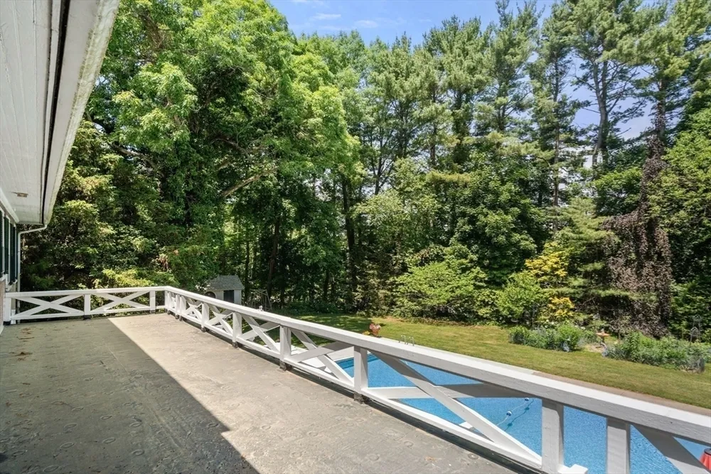 448 Washington St, Walpole, MA 02032