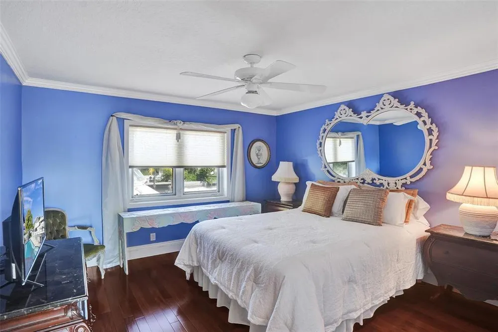 2875 NE 25th Ct, Fort Lauderdale, FL 33305