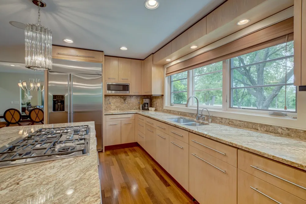 450 Mississippi River Blvd S, Saint Paul, MN 55105