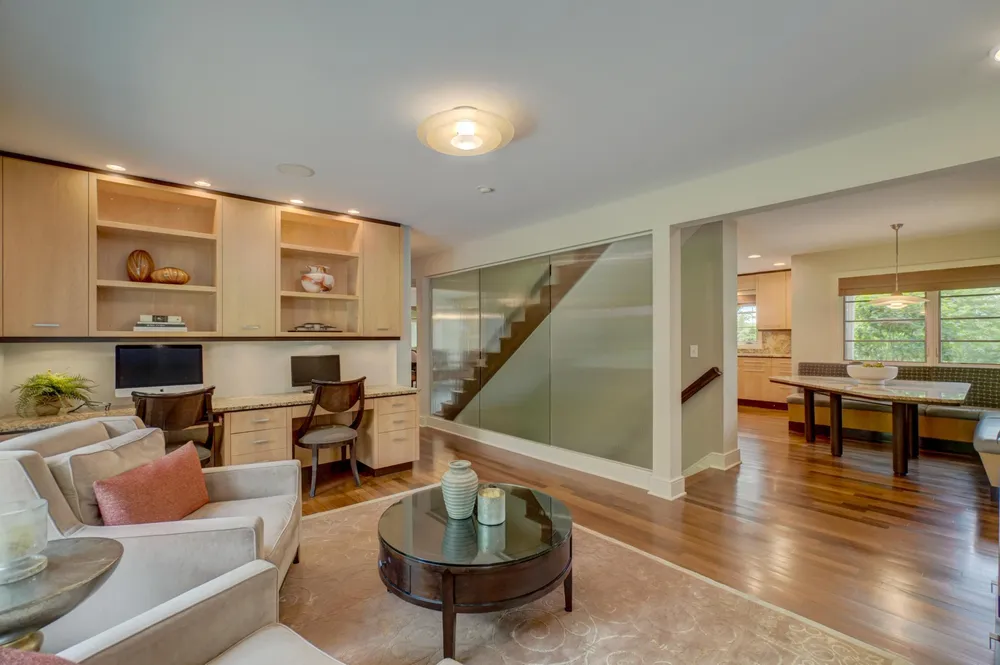 450 Mississippi River Blvd S, Saint Paul, MN 55105