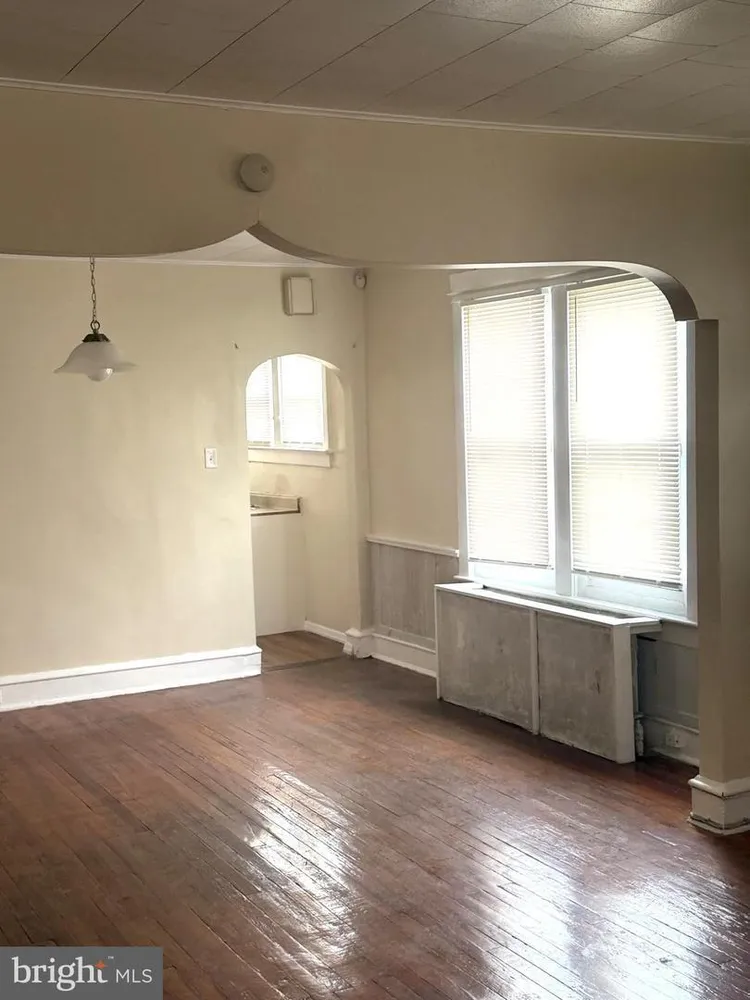 1110 N 28th St, Camden, Camden, NJ 08105