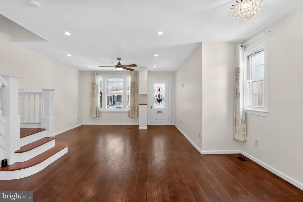 2501 S Colorado St, Philadelphia, PA 19145