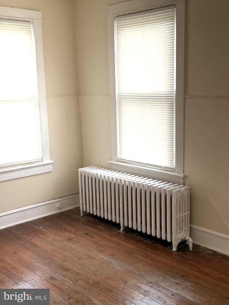 1110 N 28th St, Camden, Camden, NJ 08105
