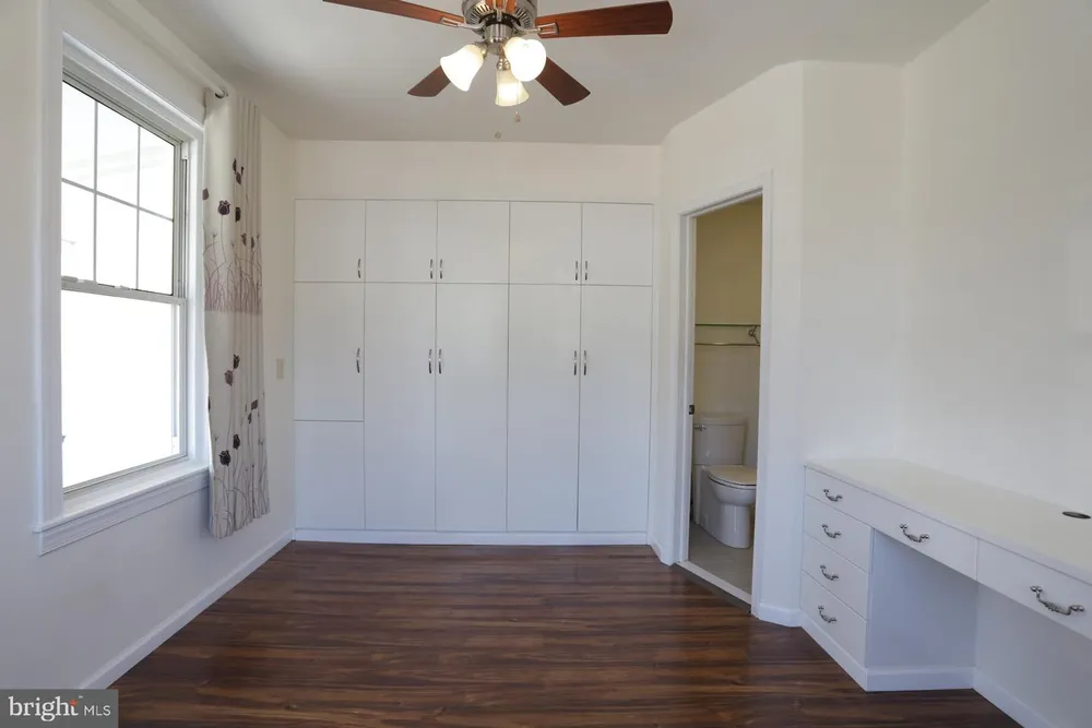 2501 S Colorado St, Philadelphia, PA 19145