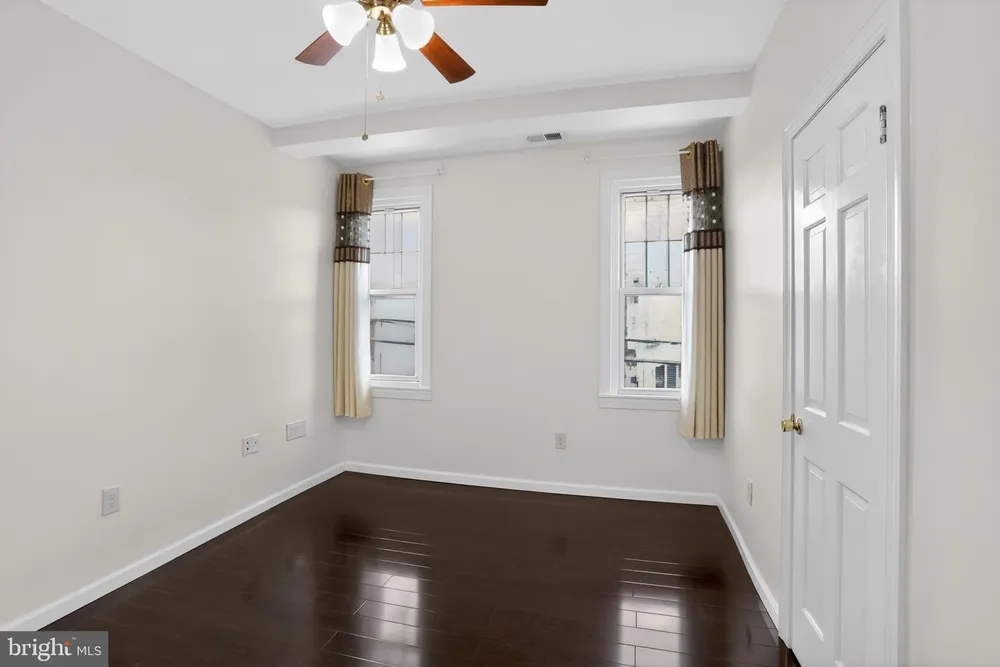 2501 S Colorado St, Philadelphia, PA 19145