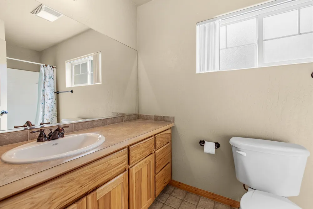 195 Snowplow Rd, Sandpoint, ID 83864