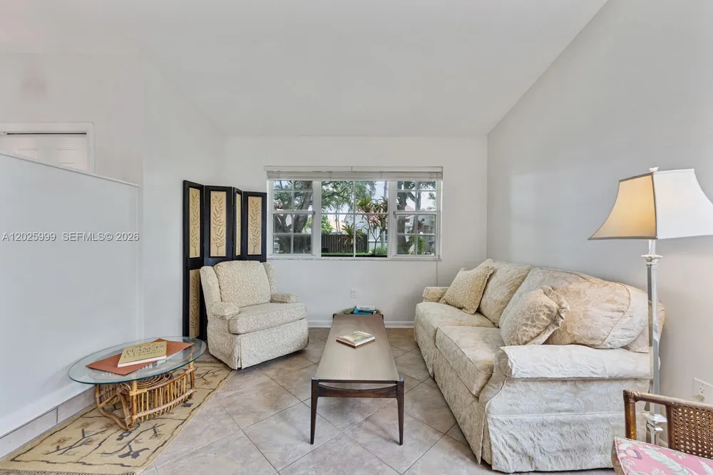 4260 SW 150th Ave, Miami, FL 33185