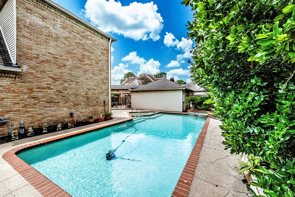 6047 Spring Creek, Spring, TX 77379