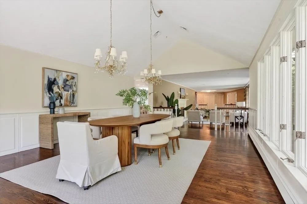 1 Grist Mill Ln, Hingham, MA 02043