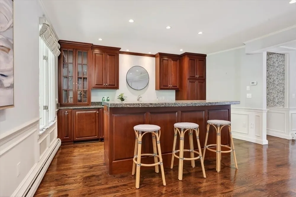 1 Grist Mill Ln, Hingham, MA 02043