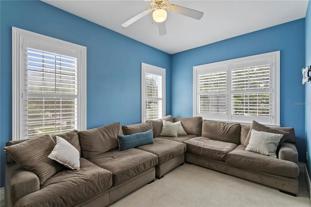 4001 W Vasconia St, Tampa, FL 33629