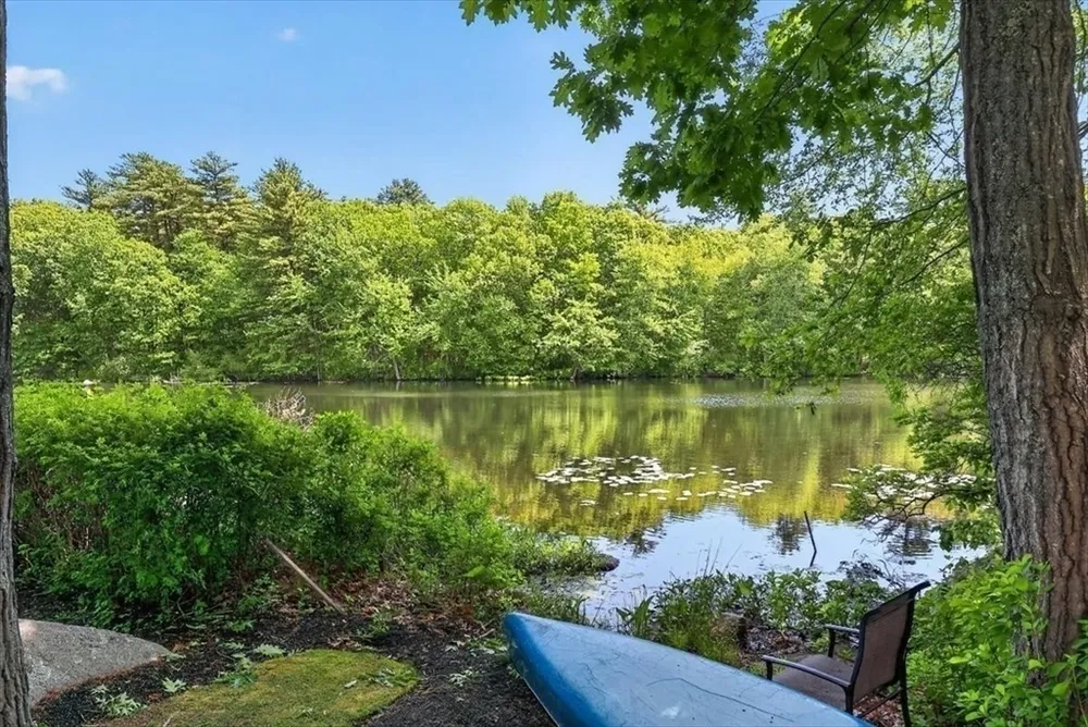 1 Grist Mill Ln, Hingham, MA 02043