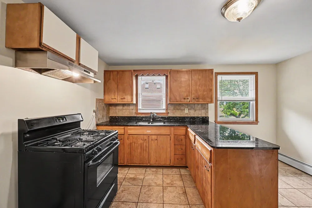 1680 Burns Ave, Saint Paul, MN 55106