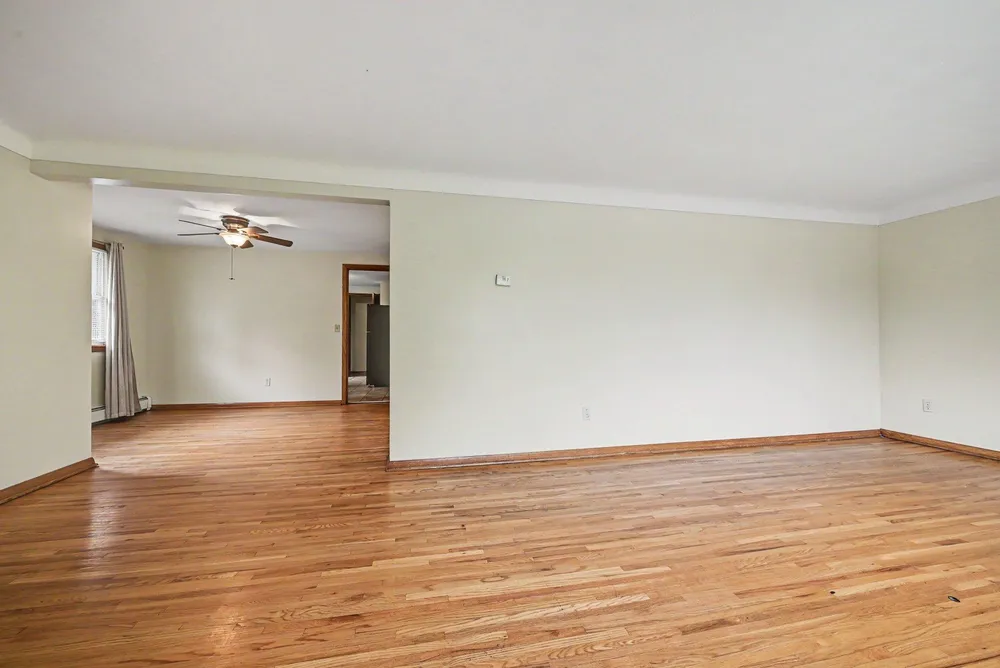 1680 Burns Ave, Saint Paul, MN 55106