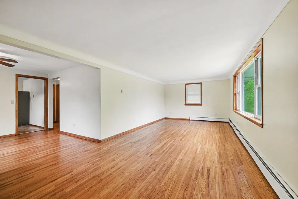 1680 Burns Ave, Saint Paul, MN 55106