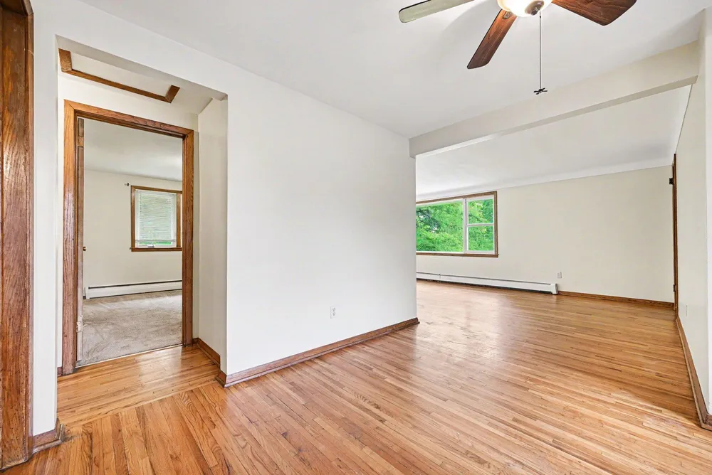 1680 Burns Ave, Saint Paul, MN 55106