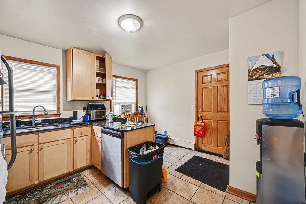 1680 Burns Ave, Saint Paul, MN 55106