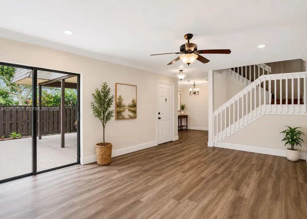 2560 NW 99th Ave, Coral Springs, FL 33065
