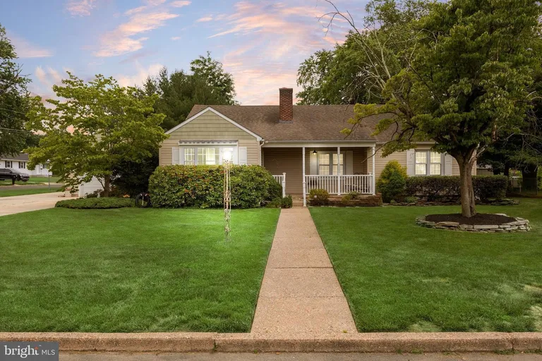 125 RHODE ISLAND AVENUE, Cherry Hill, NJ 08002