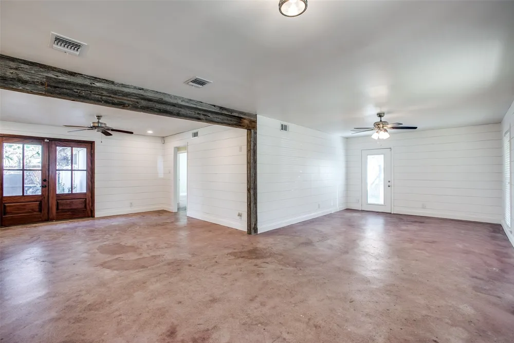 8503 Manhattan Dr, Houston, TX 77096