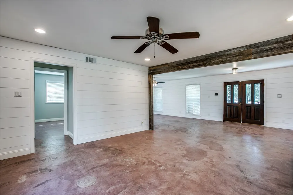 8503 Manhattan Dr, Houston, TX 77096