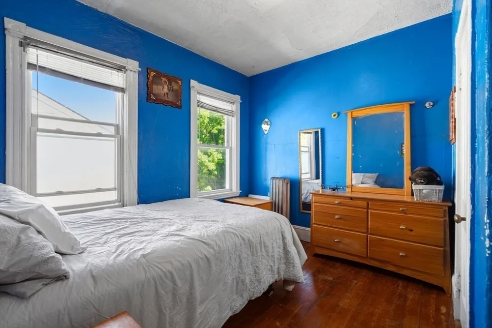 968 River St, Boston, MA 02136