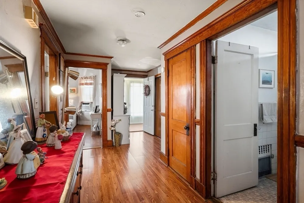 968 River St, Boston, MA 02136