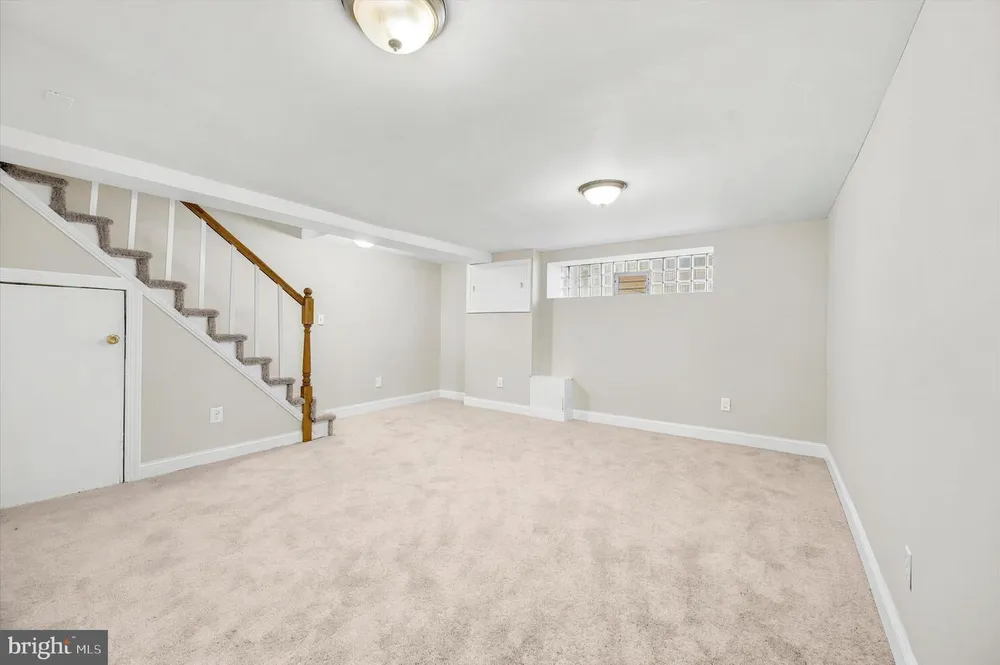 1522 Beverly Rd, Philadelphia, PA 19138
