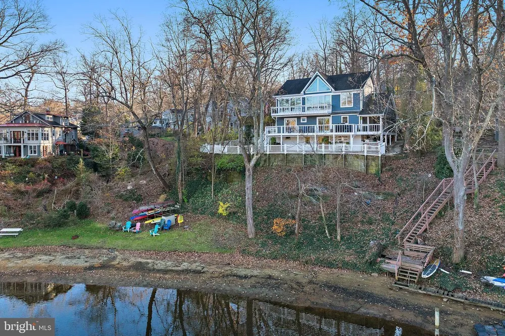 1812 Shore Dr, Annapolis, MD 21401