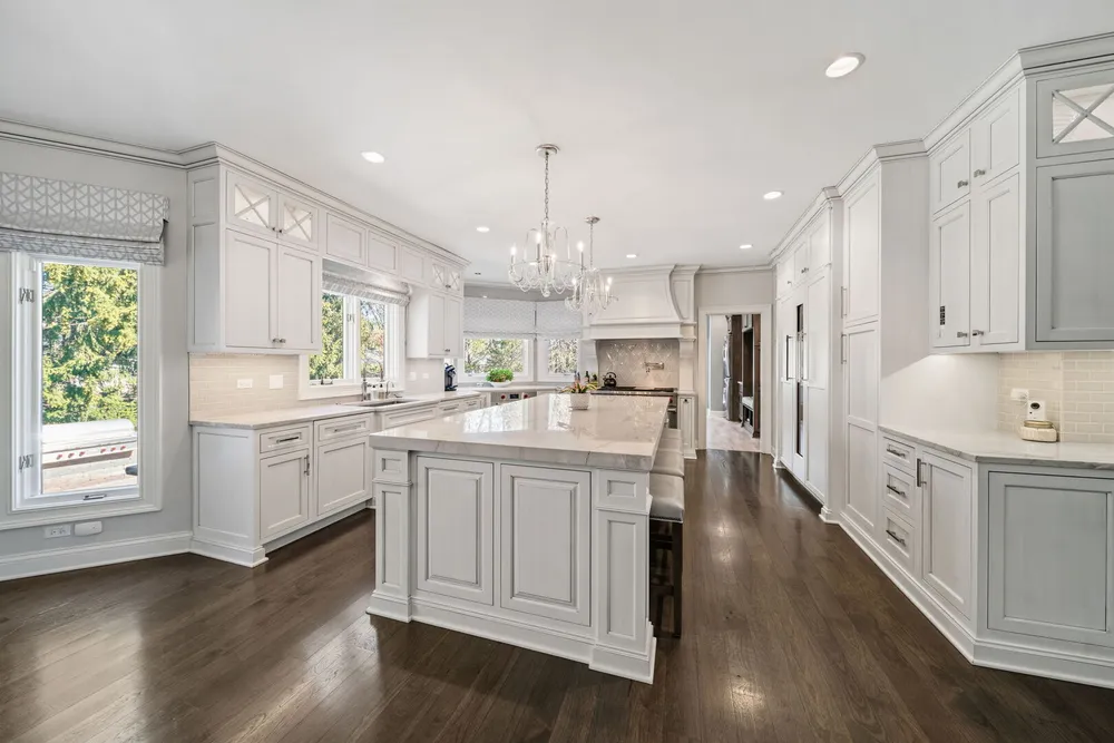 599 Chateaux Bourne Dr, Barrington, IL 60010