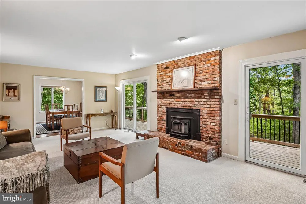 120 Kingswood Rd, Annapolis, MD 21401