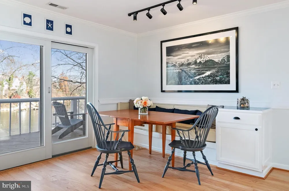 1812 Shore Dr, Annapolis, MD 21401