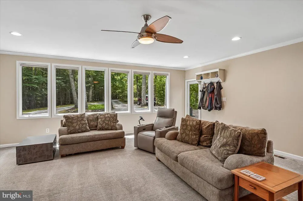 120 Kingswood Rd, Annapolis, MD 21401