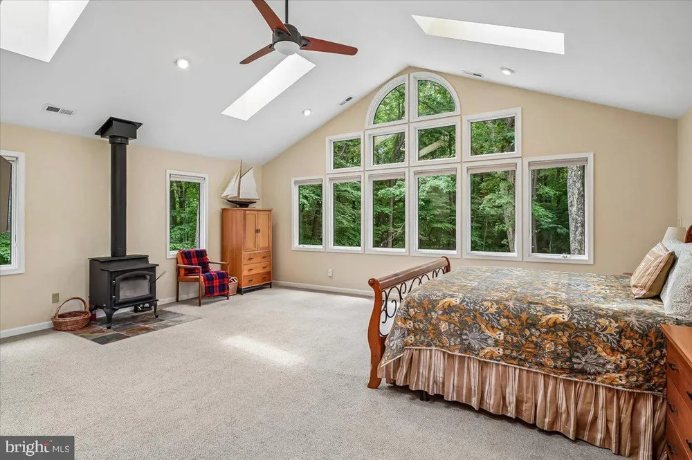 120 Kingswood Rd, Annapolis, MD 21401
