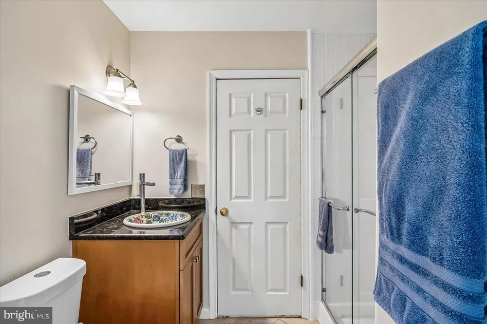 120 Kingswood Rd, Annapolis, MD 21401