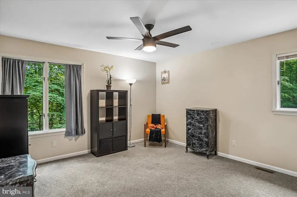 120 Kingswood Rd, Annapolis, MD 21401