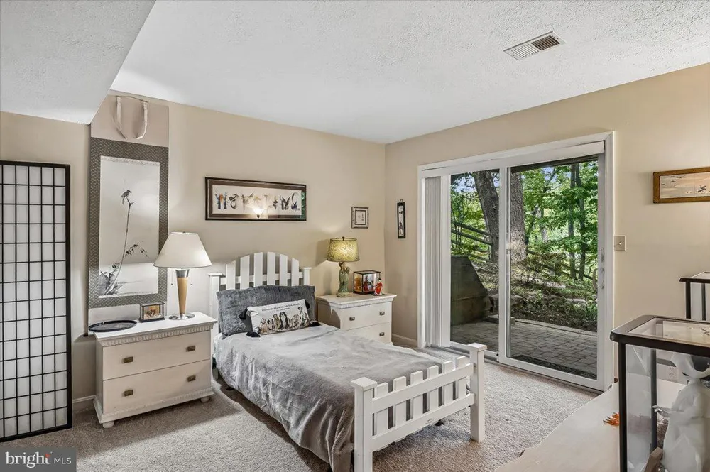 120 Kingswood Rd, Annapolis, MD 21401