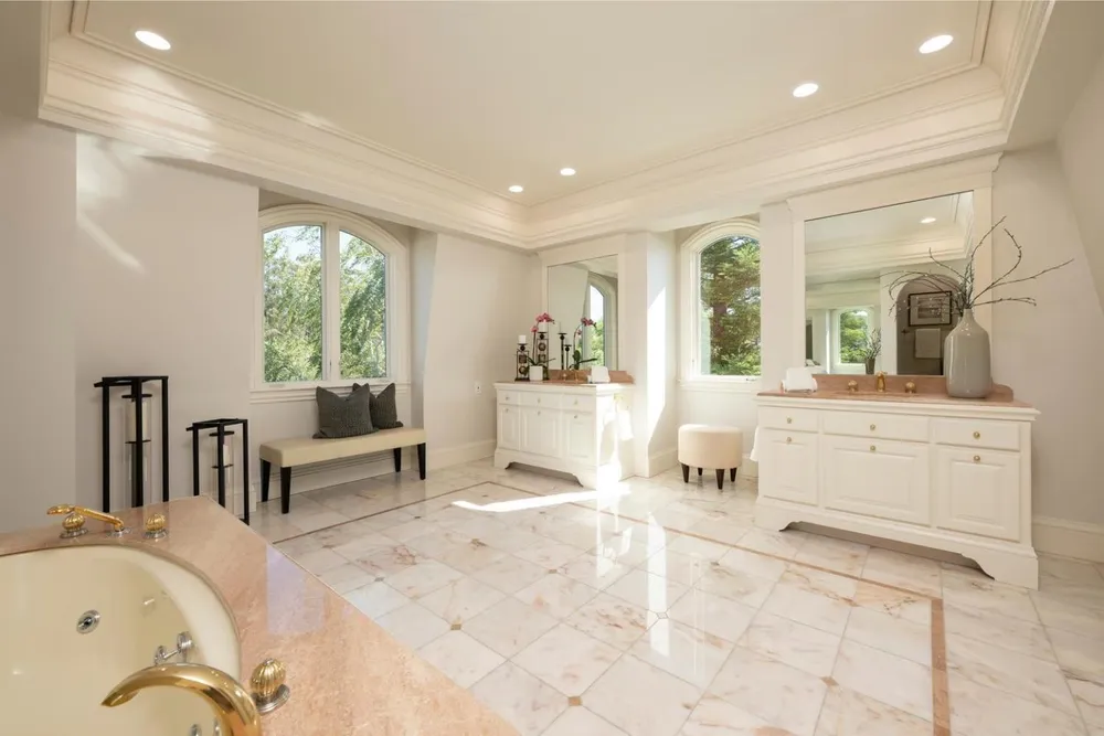 225 Tobin Clark Dr, Hillsborough, CA 94010