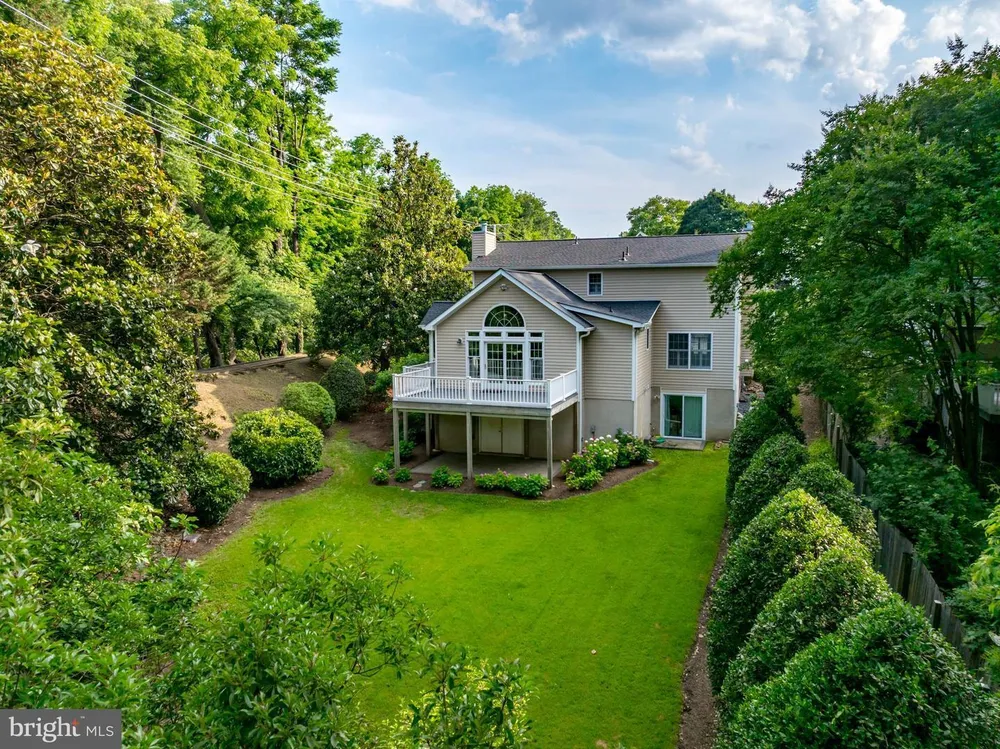 2 Tolson St, Annapolis, MD 21401