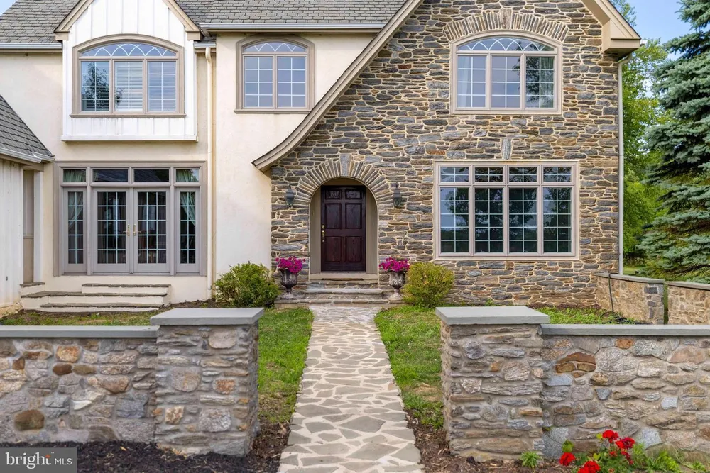 265 Walter Rd, Chalfont, PA 18914