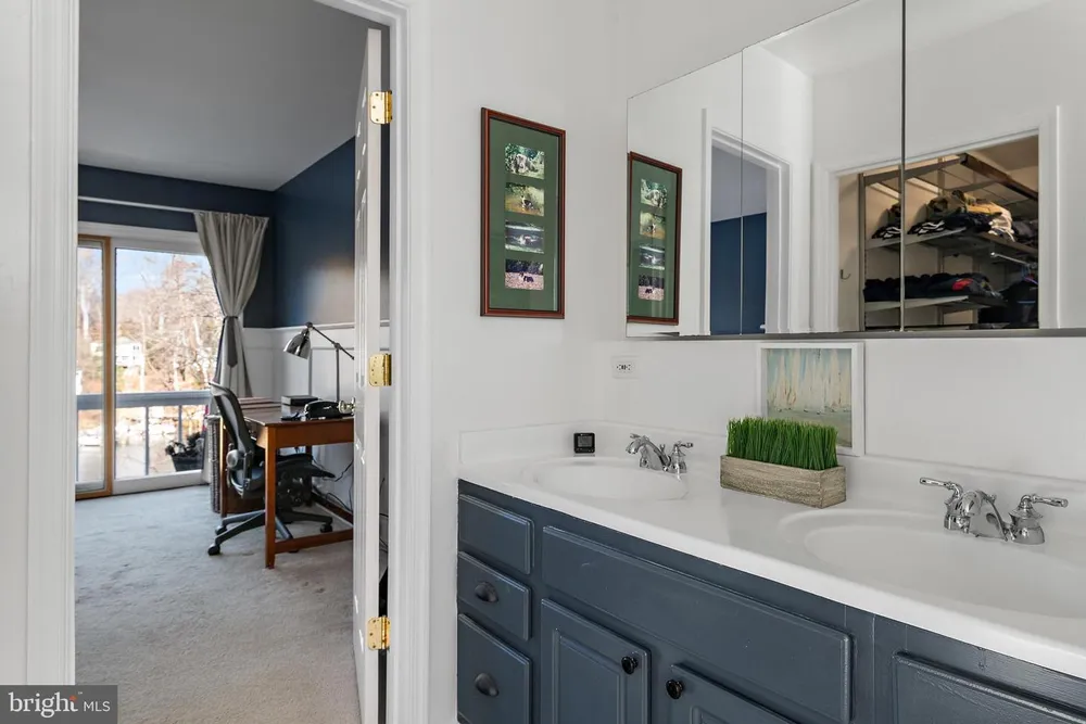 1812 Shore Dr, Annapolis, MD 21401