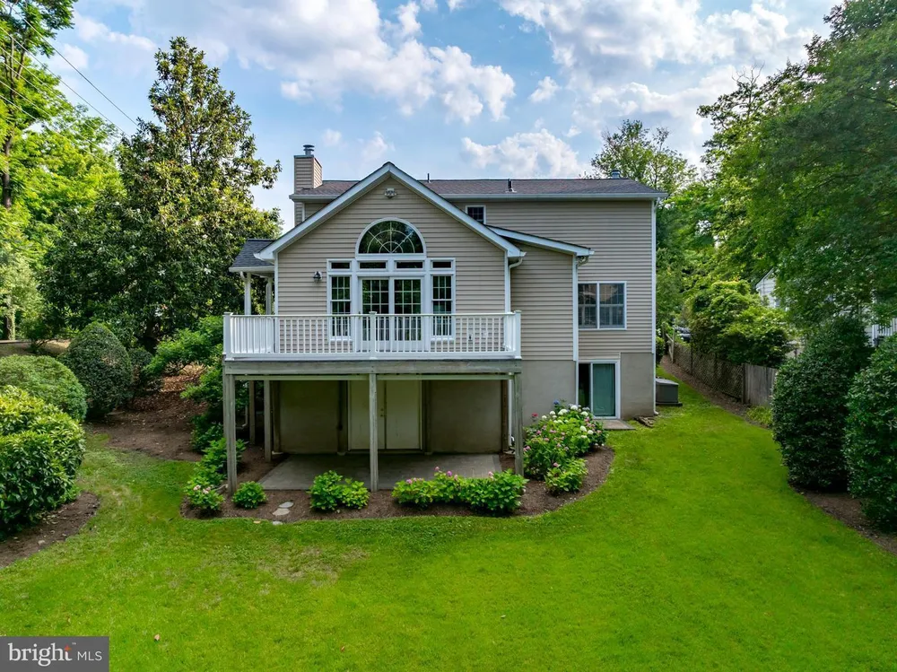 2 Tolson St, Annapolis, MD 21401
