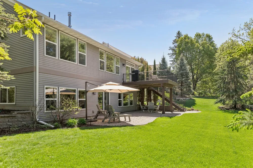 14 Beebe Ave, Mendota Heights, MN 55118