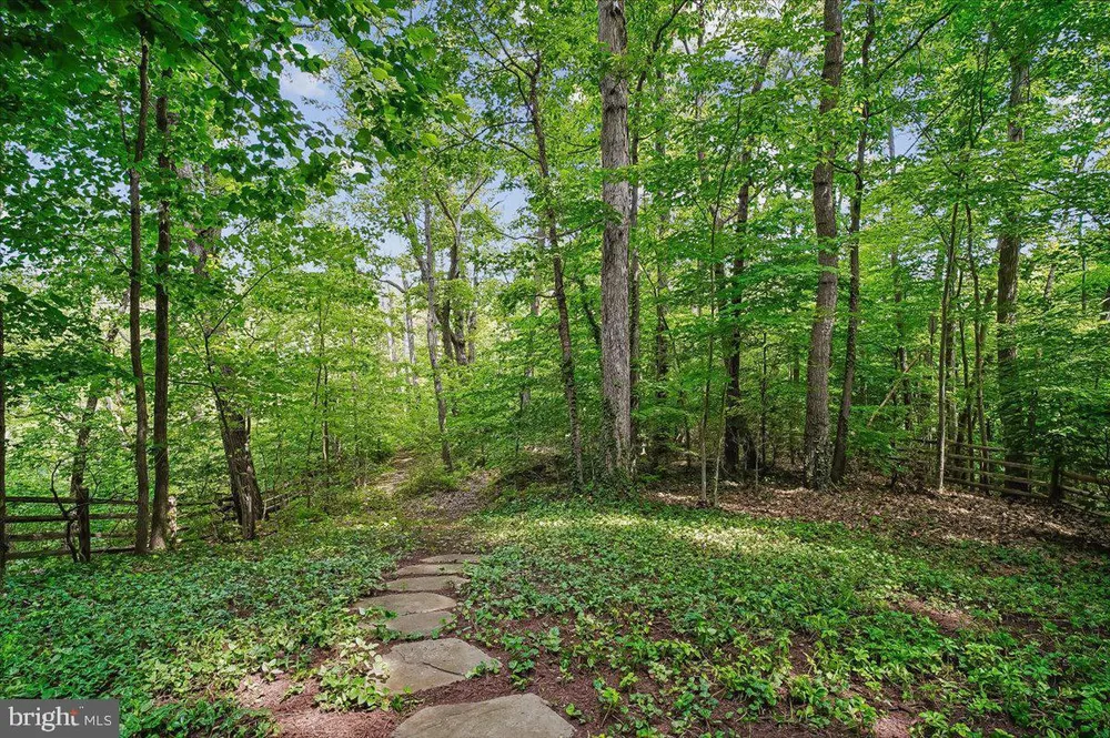120 Kingswood Rd, Annapolis, MD 21401