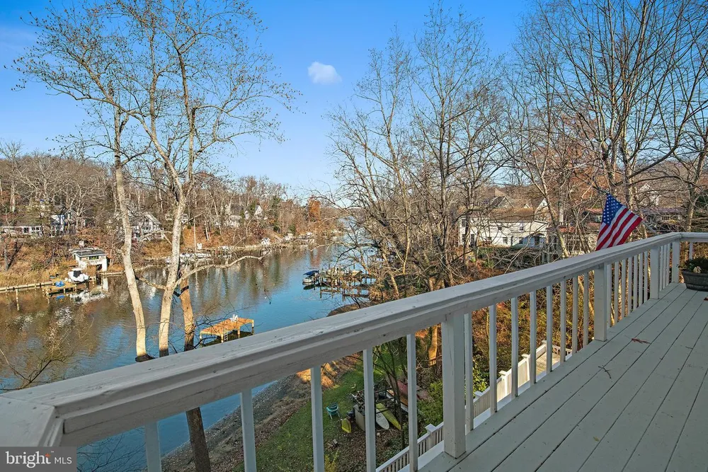 1812 Shore Dr, Annapolis, MD 21401